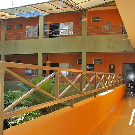 Salata Hotel Centro Jardinópolis Zewnętrze zdjęcie